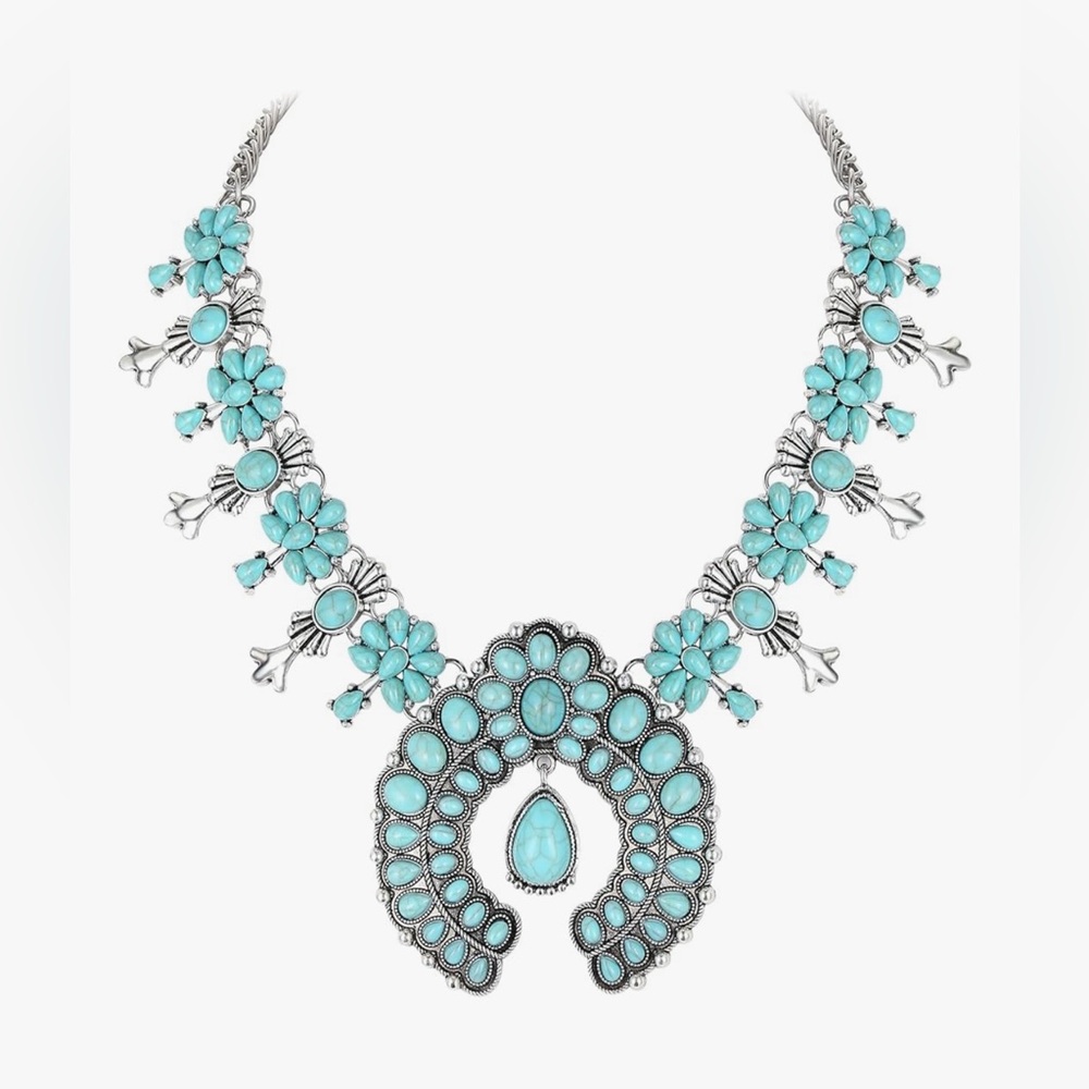 NWOT Statement Bohemian Turquoise Collar Necklace Perfect Condition Still in Box